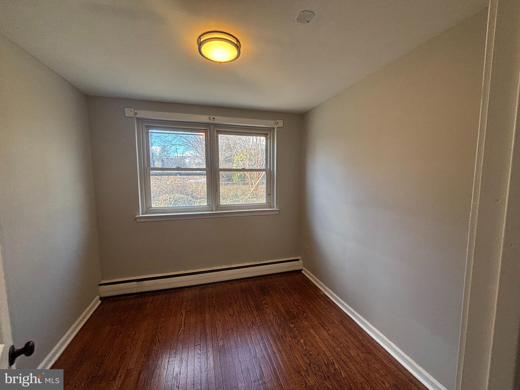 1201 W CHELTEN AVENUE