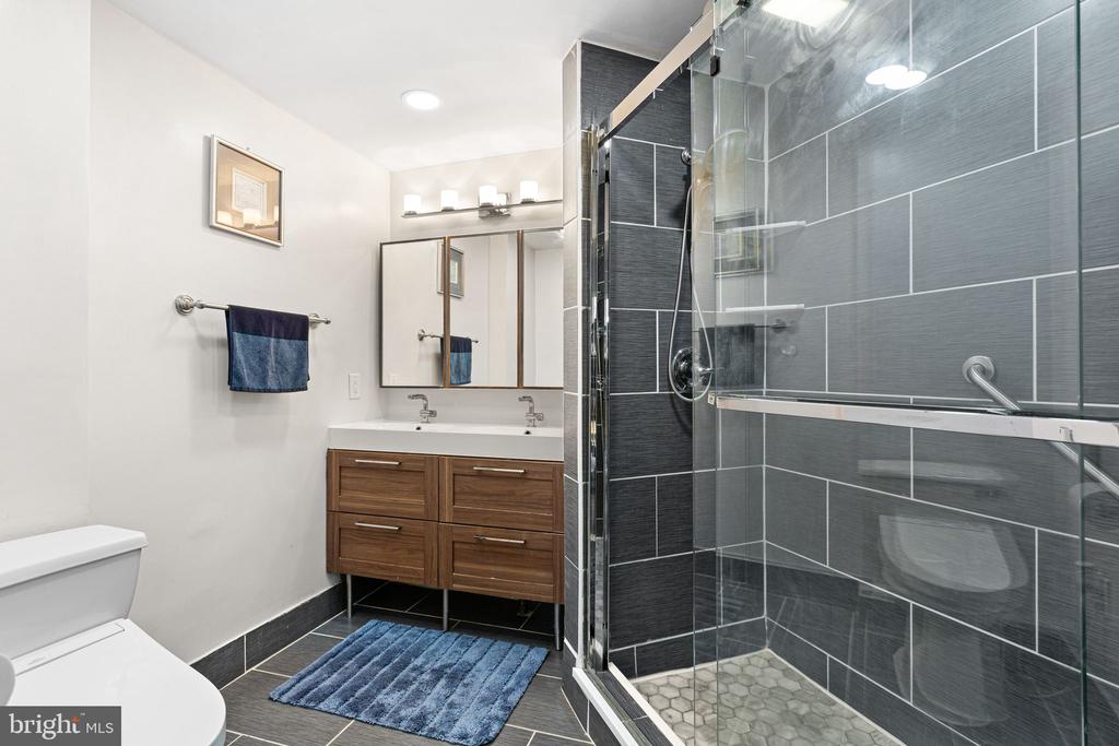 2601 PENNSYLVANIA AVENUE 00 344