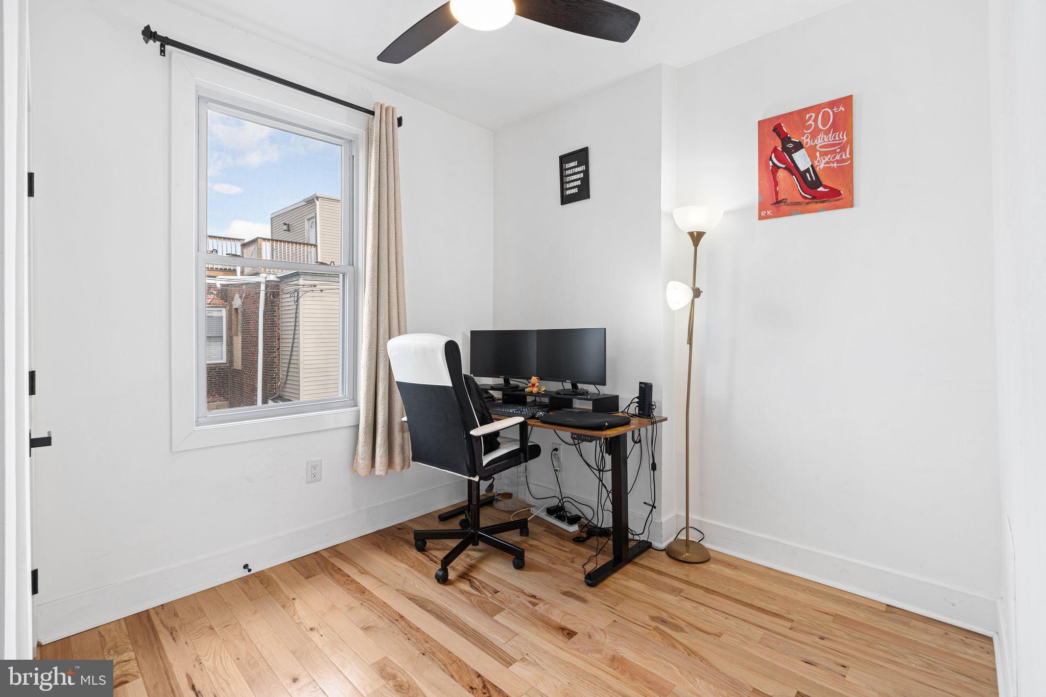 2937 NICHOLAS STREET