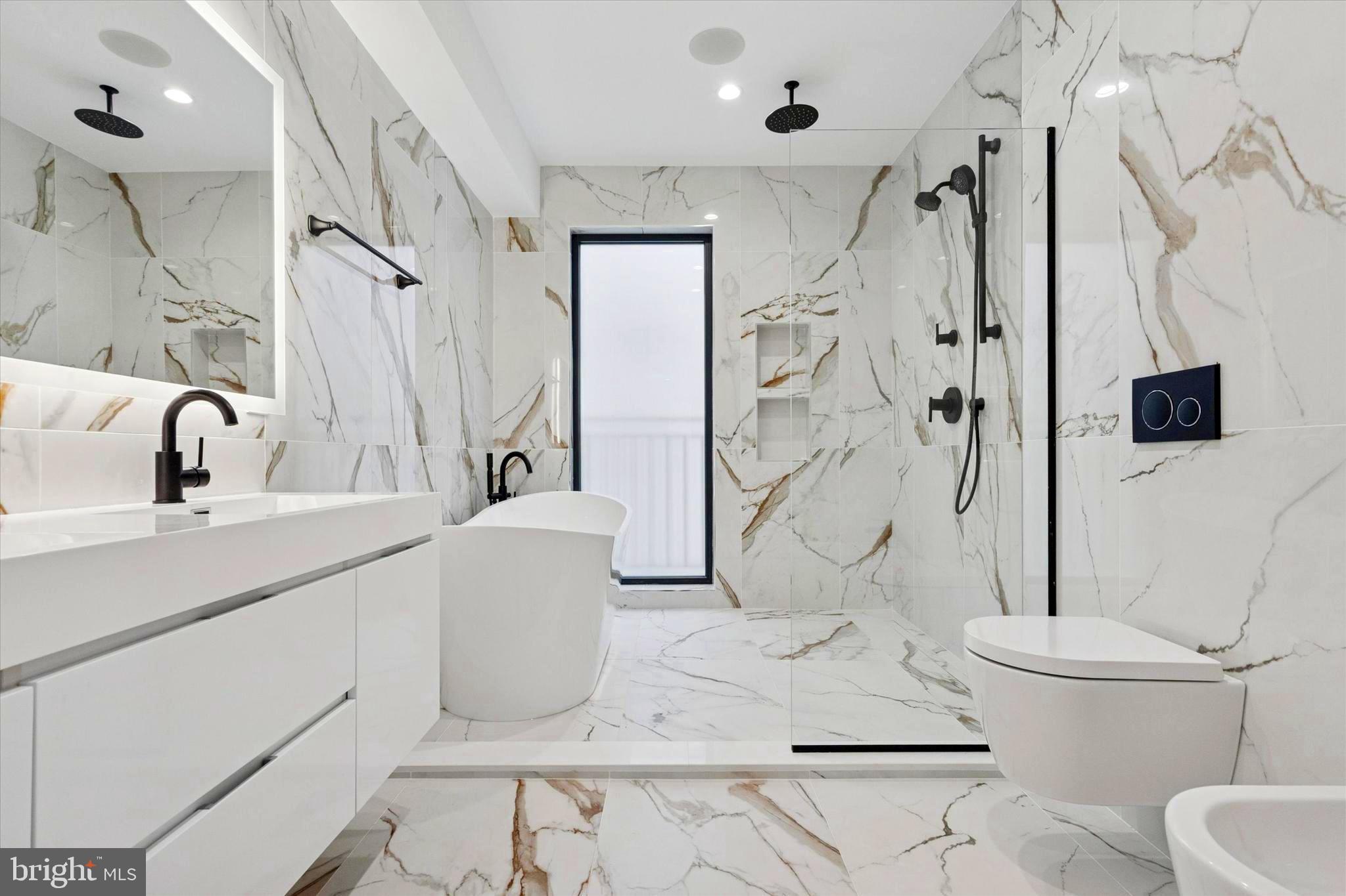 1843 HARTRANFT STREET B102