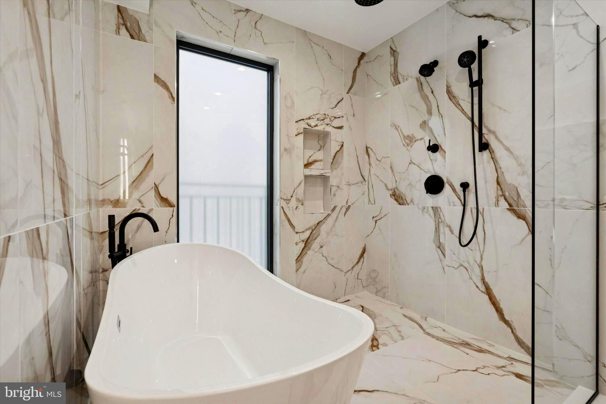 1843 HARTRANFT STREET B102