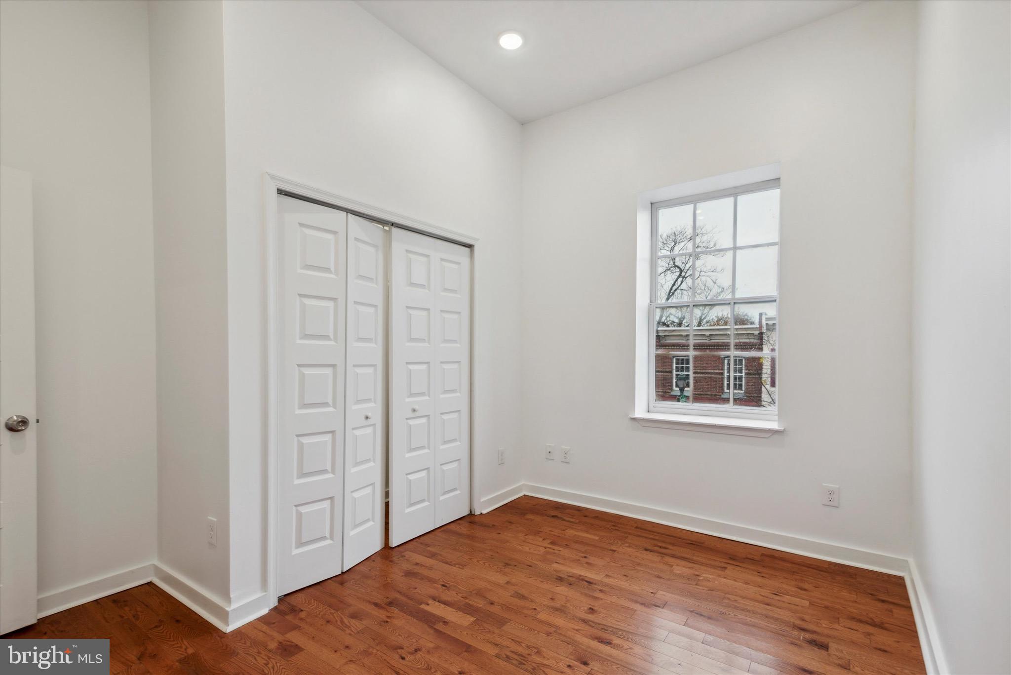 5011 GERMANTOWN AVENUE C