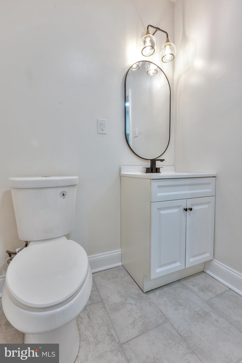 3009 W OXFORD STREET