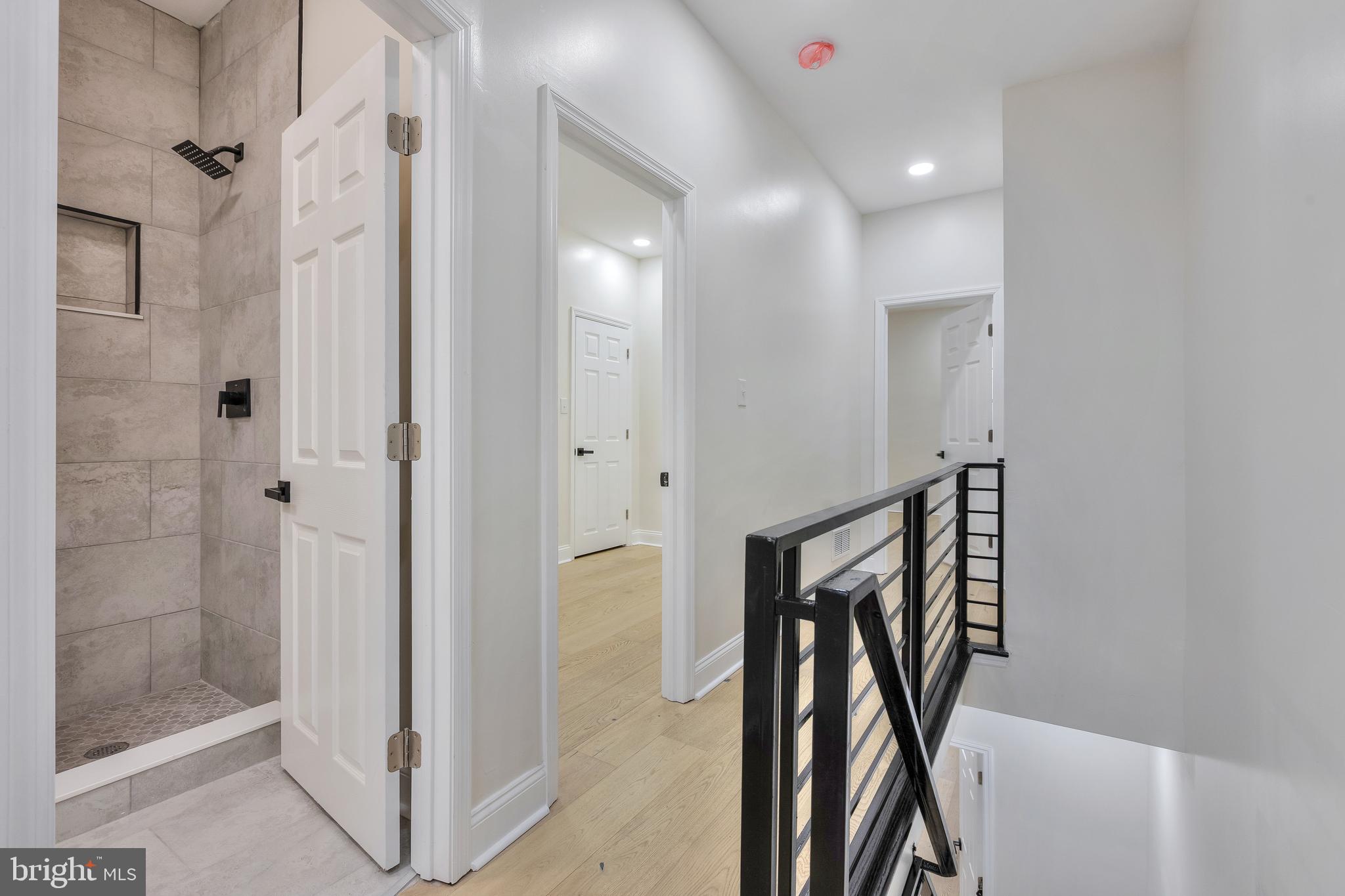 3009 W OXFORD STREET