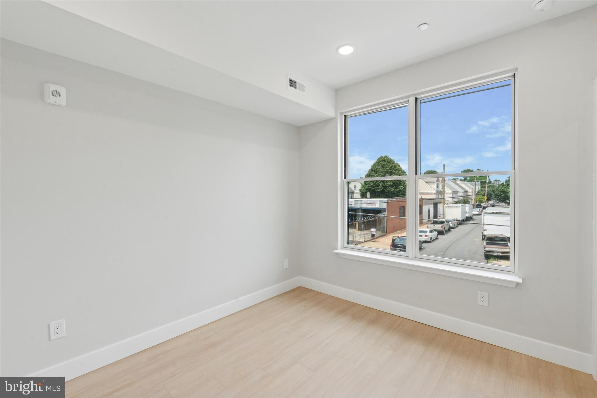 518 W SUSQUEHANNA AVENUE