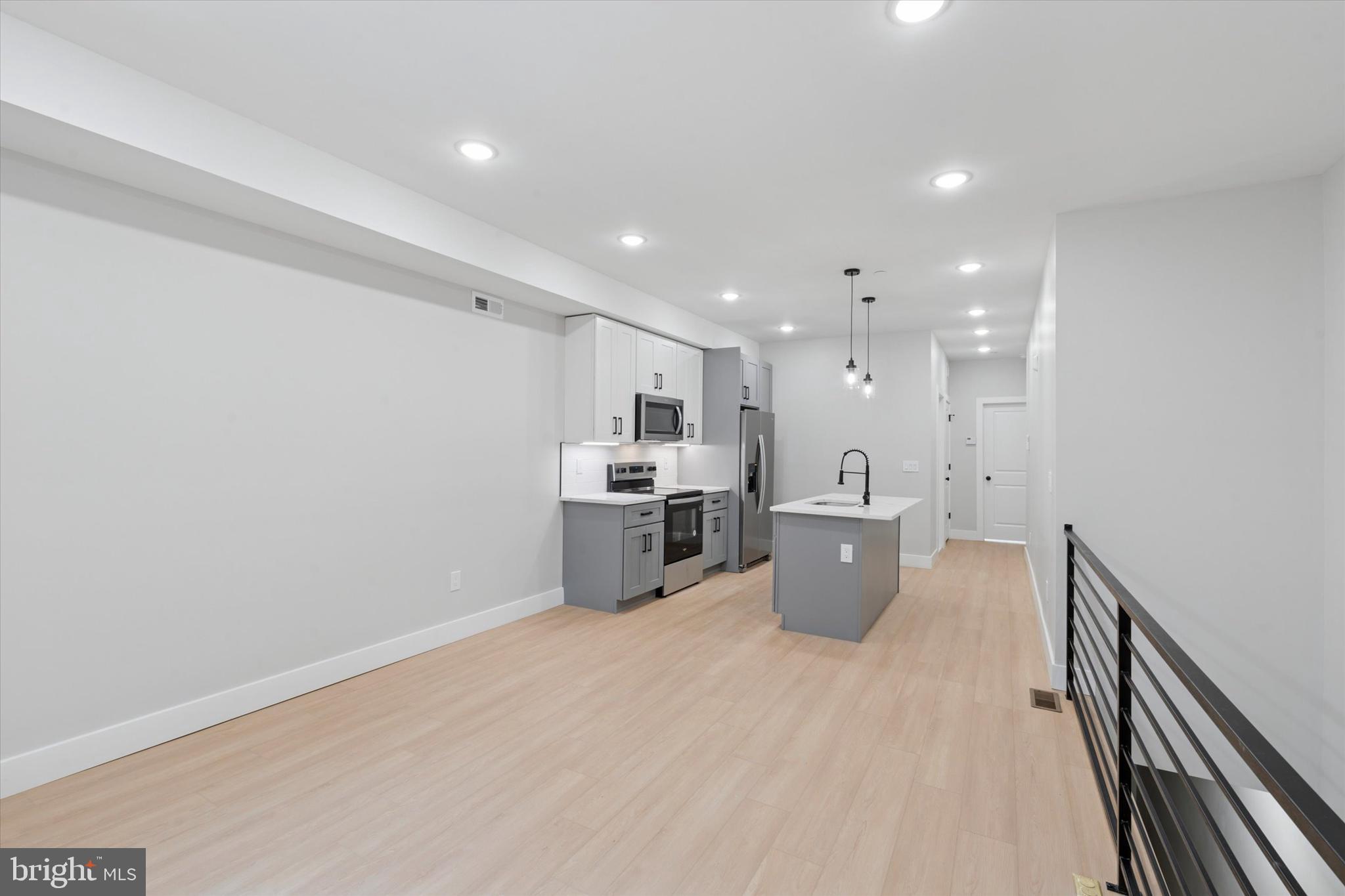 518 W SUSQUEHANNA AVENUE