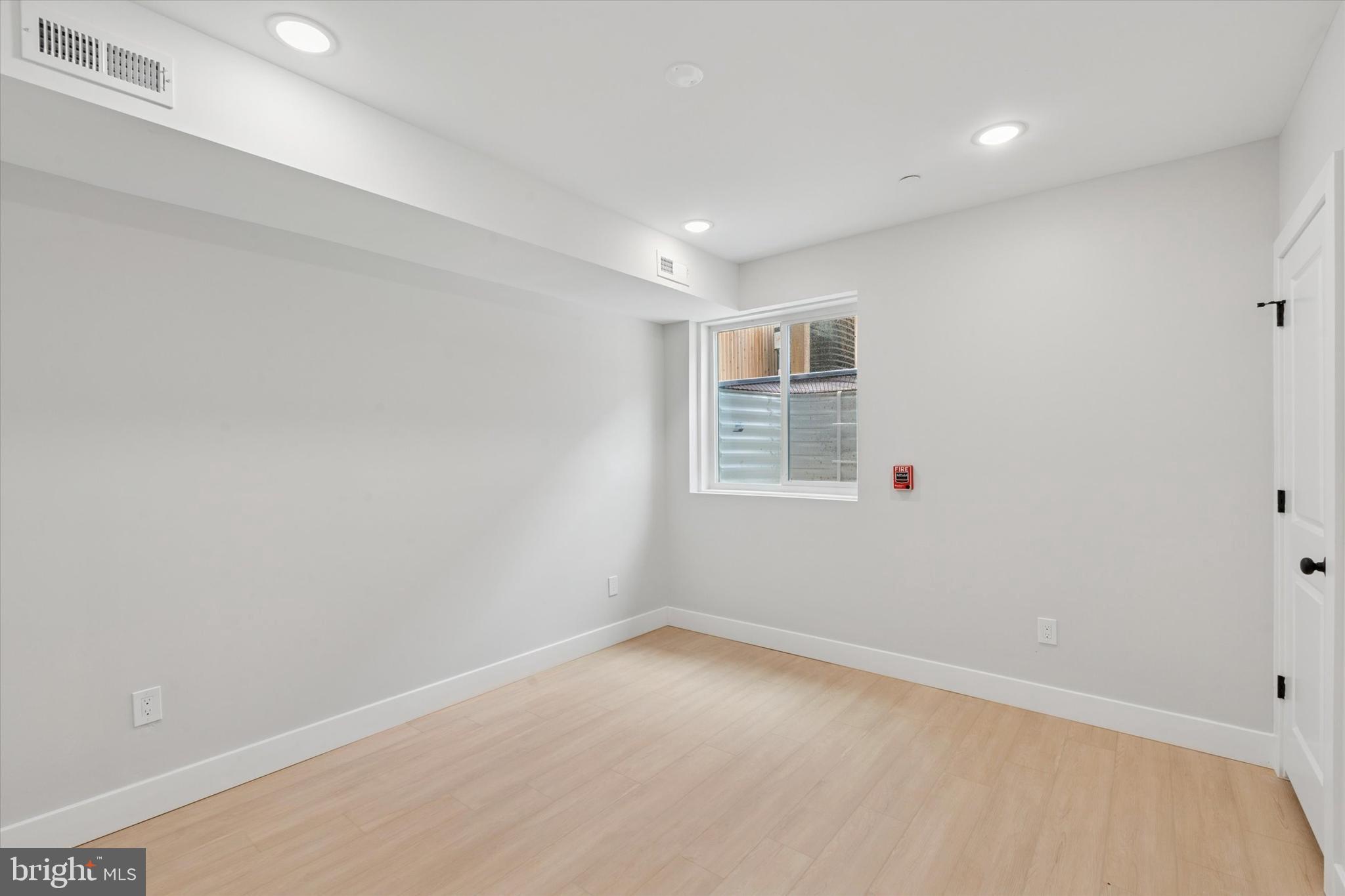 518 W SUSQUEHANNA AVENUE