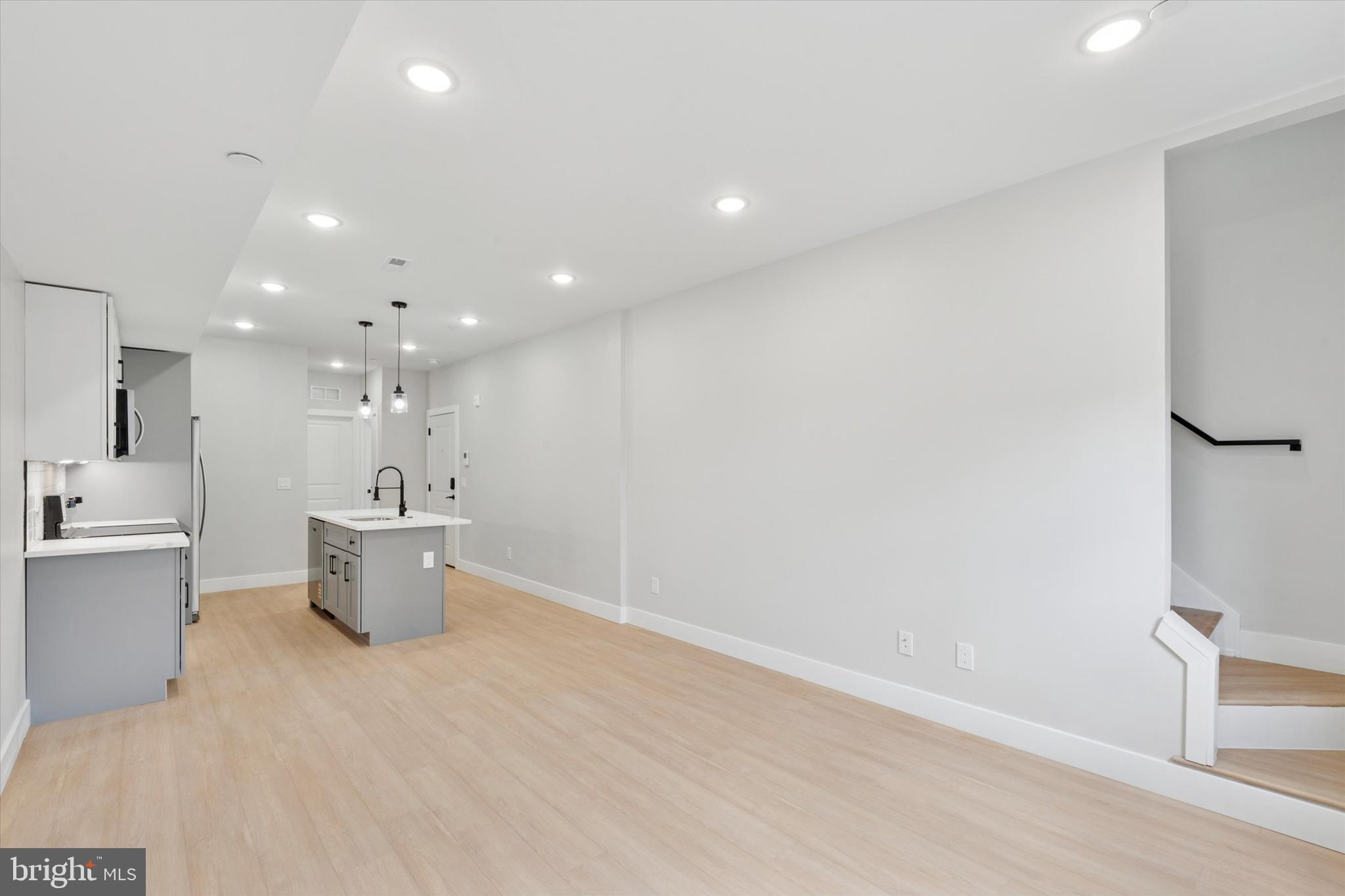 518 W SUSQUEHANNA AVENUE