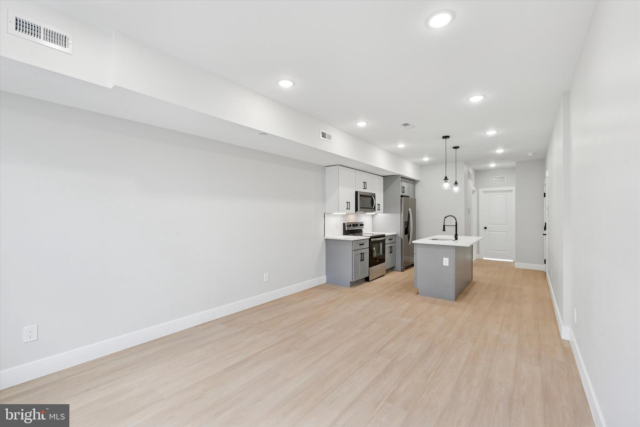 518 W SUSQUEHANNA AVENUE