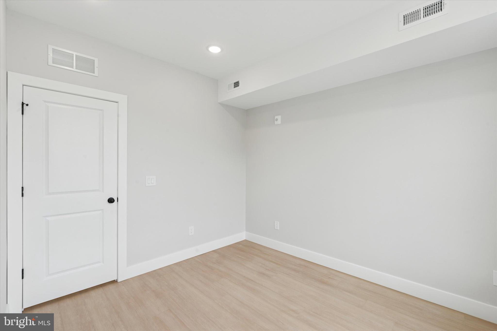 518 W SUSQUEHANNA AVENUE