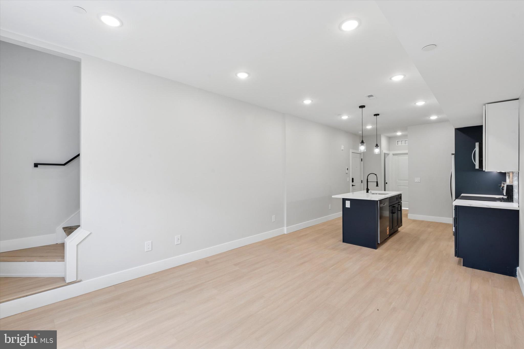 518 W SUSQUEHANNA AVENUE