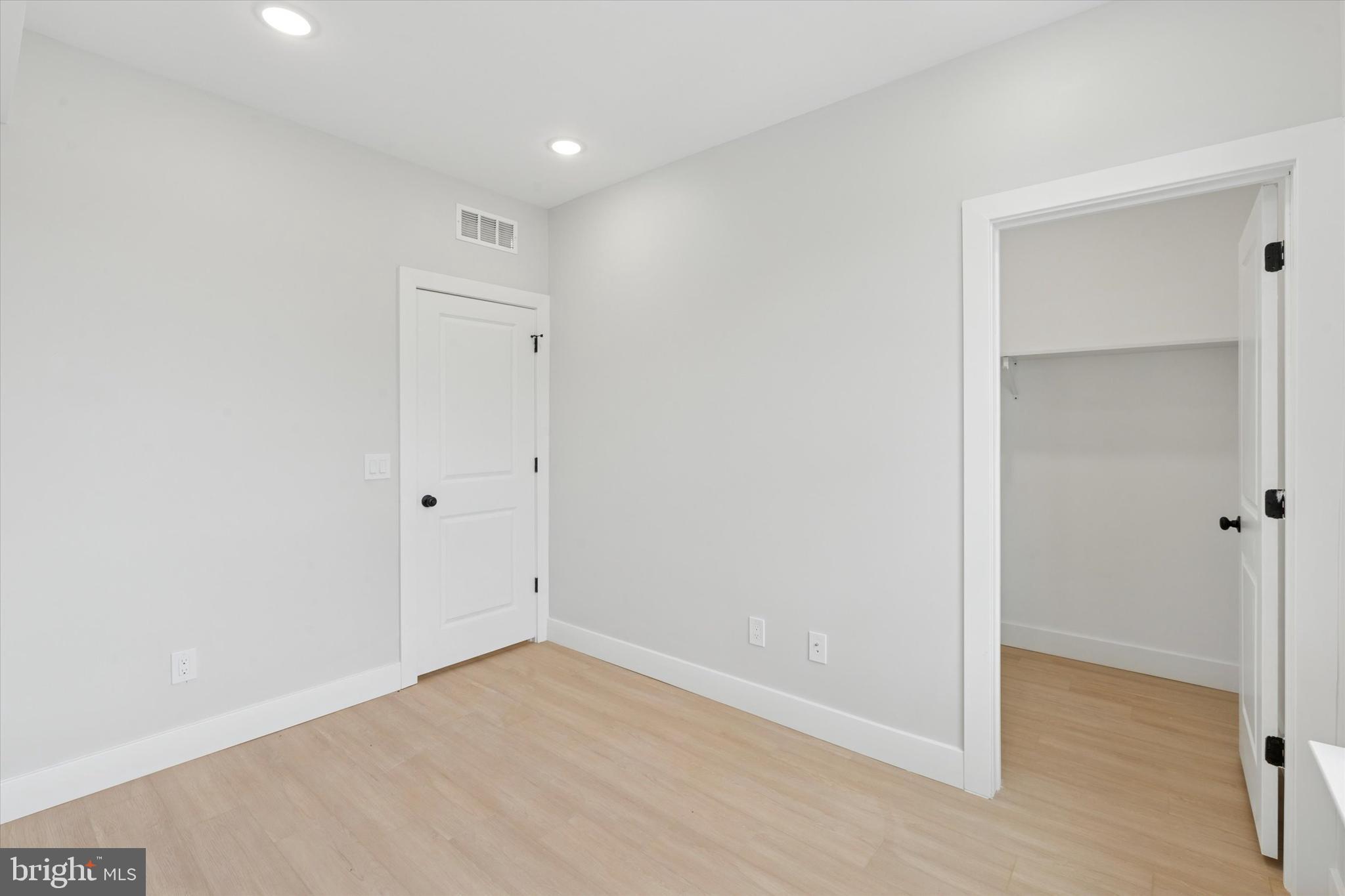 518 W SUSQUEHANNA AVENUE