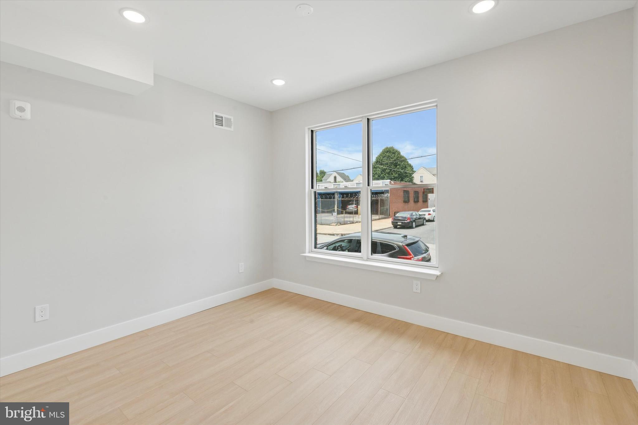 518 W SUSQUEHANNA AVENUE