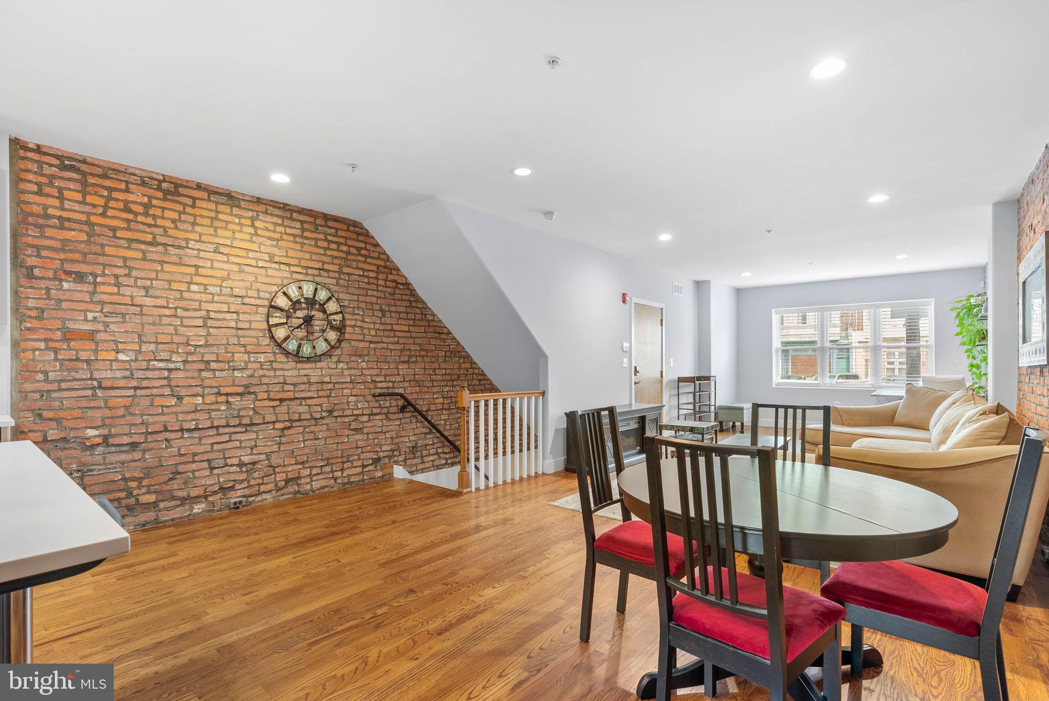 924 S 11TH STREET 101