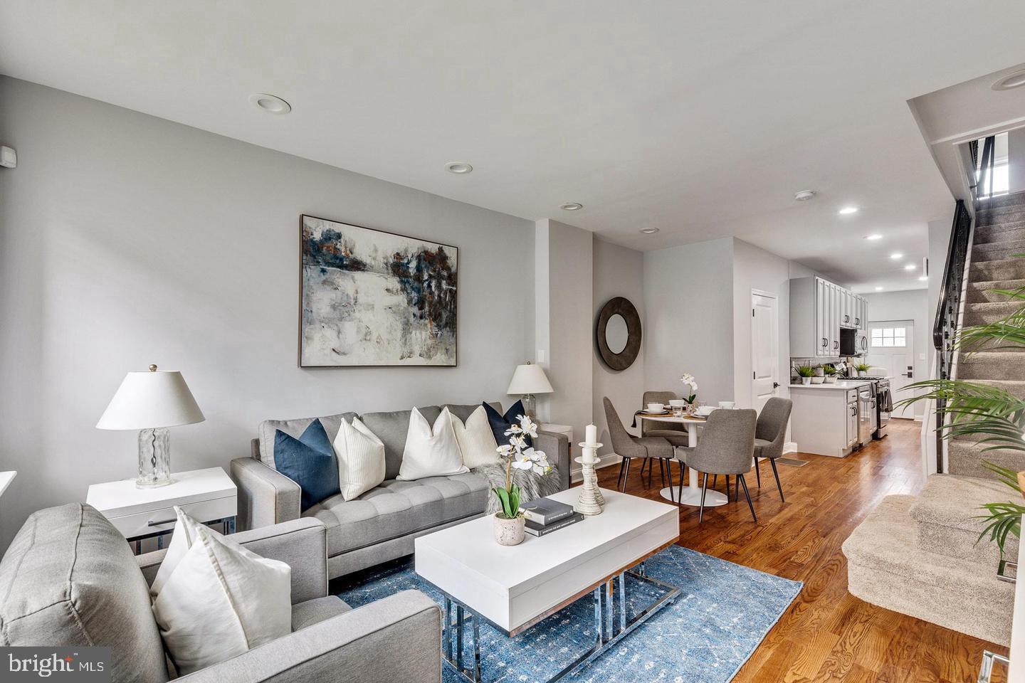 1553 S WOODSTOCK STREET