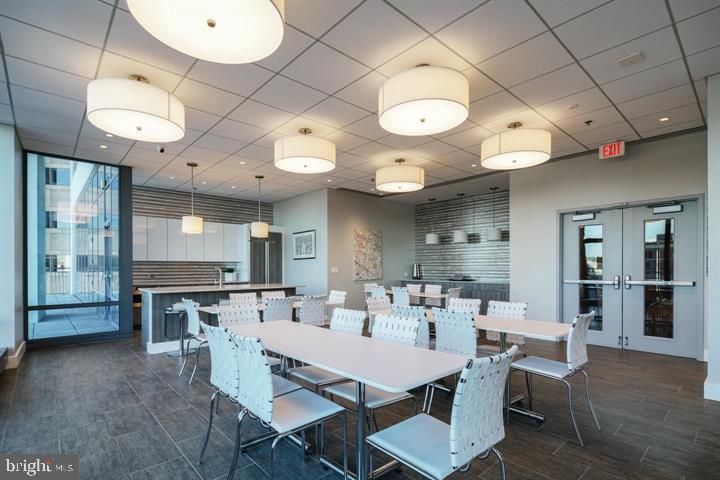 2101 MARKET STREET 4205