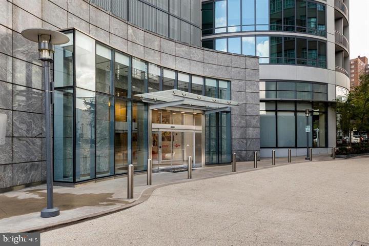 2101 MARKET STREET 4205