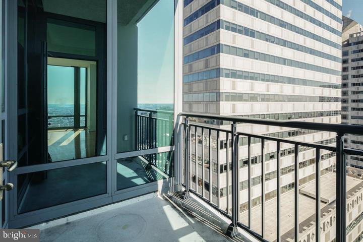 2101 MARKET STREET 4205