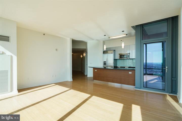 2101 MARKET STREET 4205