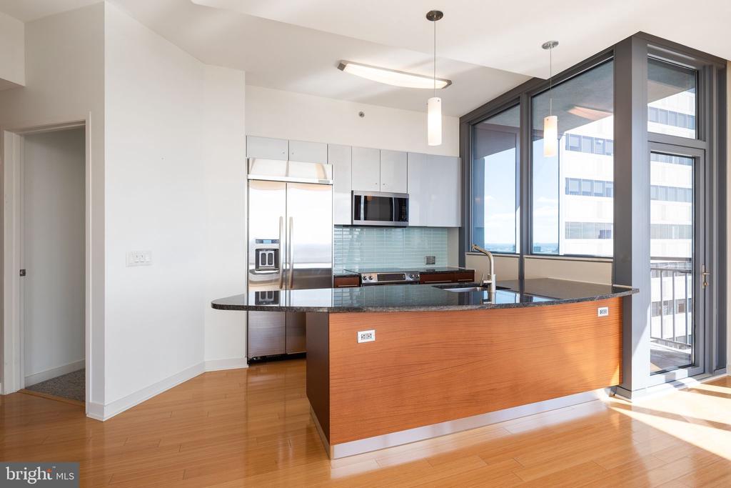 2101 MARKET STREET 4205