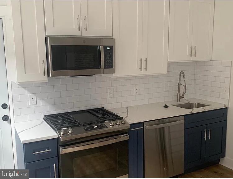 2124 E SOMERSET STREET