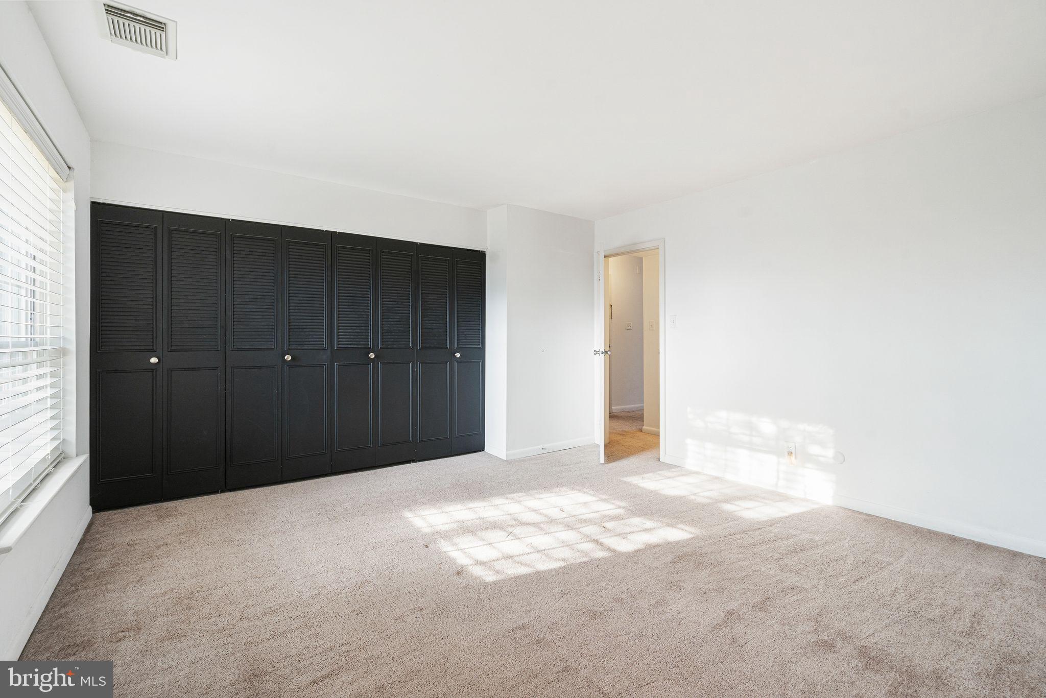 4000 GYPSY LANE 605F2