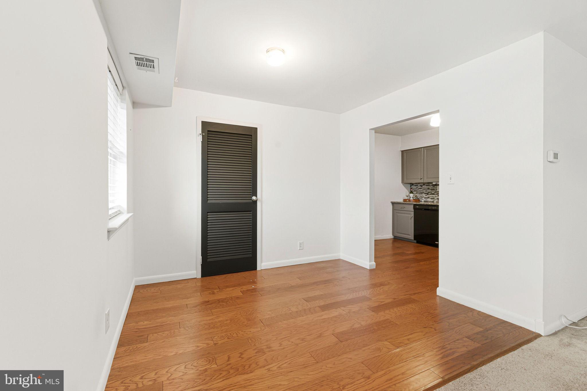 4000 GYPSY LANE 605F2