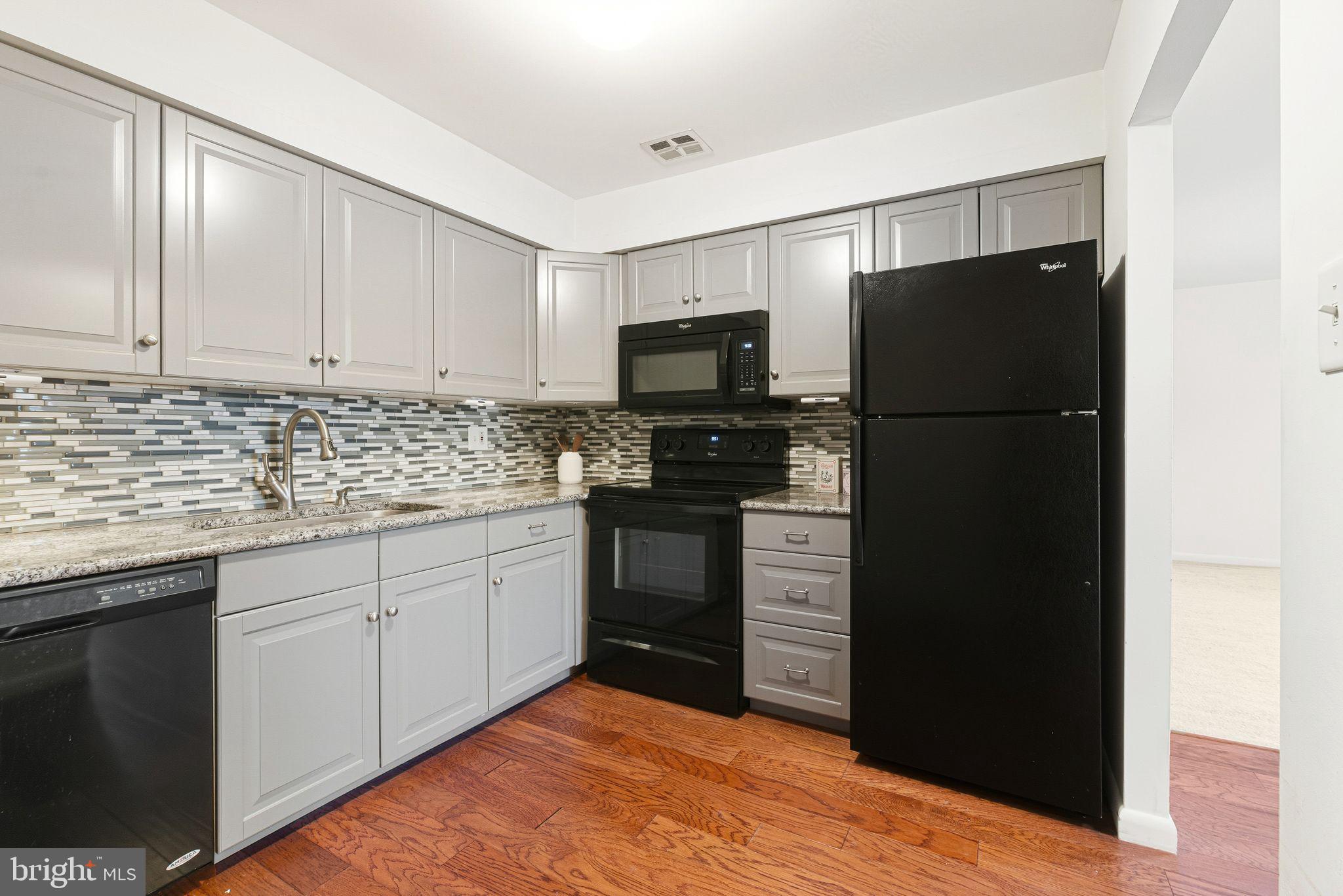 4000 GYPSY LANE 605F2