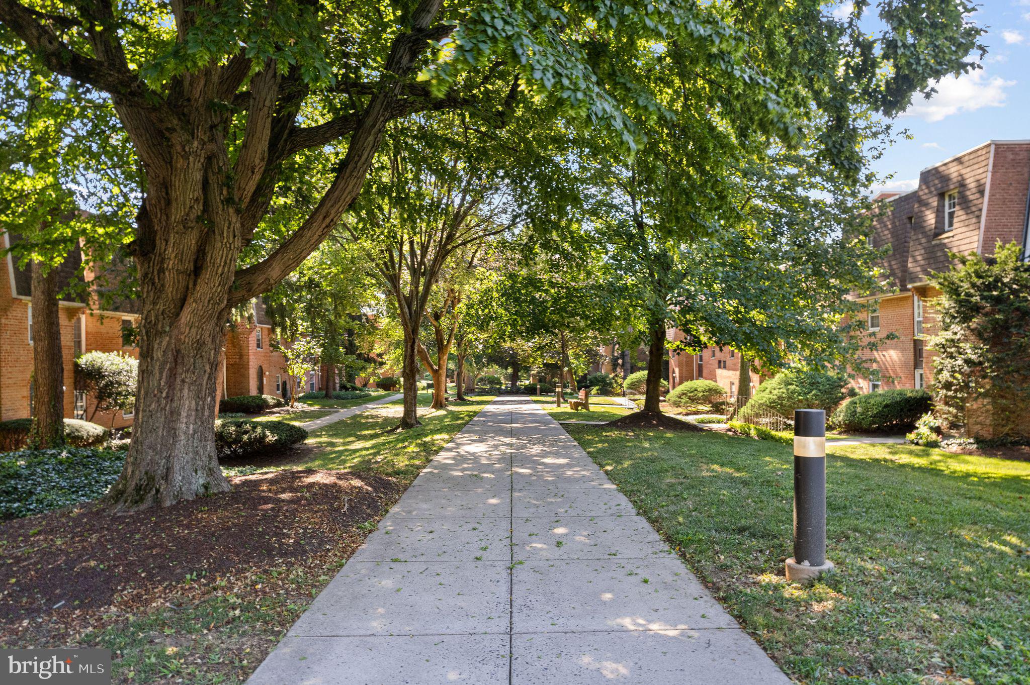 4000 GYPSY LANE 605F2