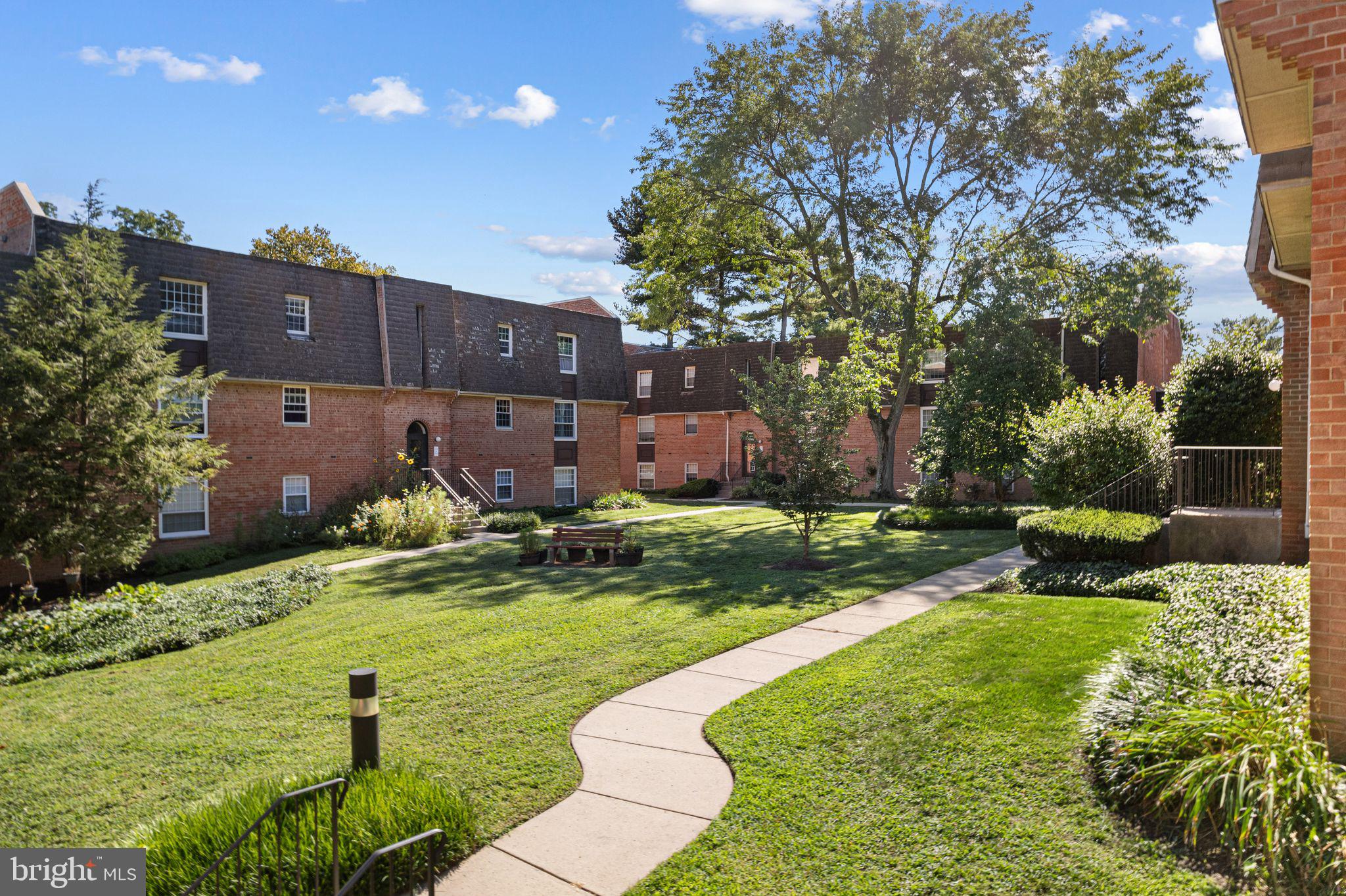 4000 GYPSY LANE 605F2