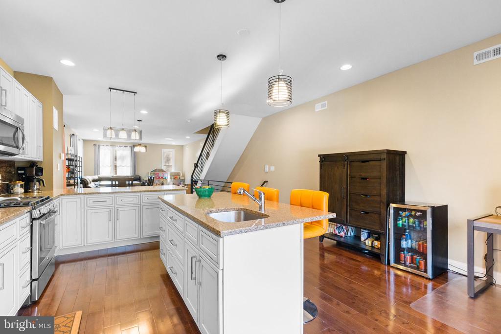 286 PARKER AVENUE C
