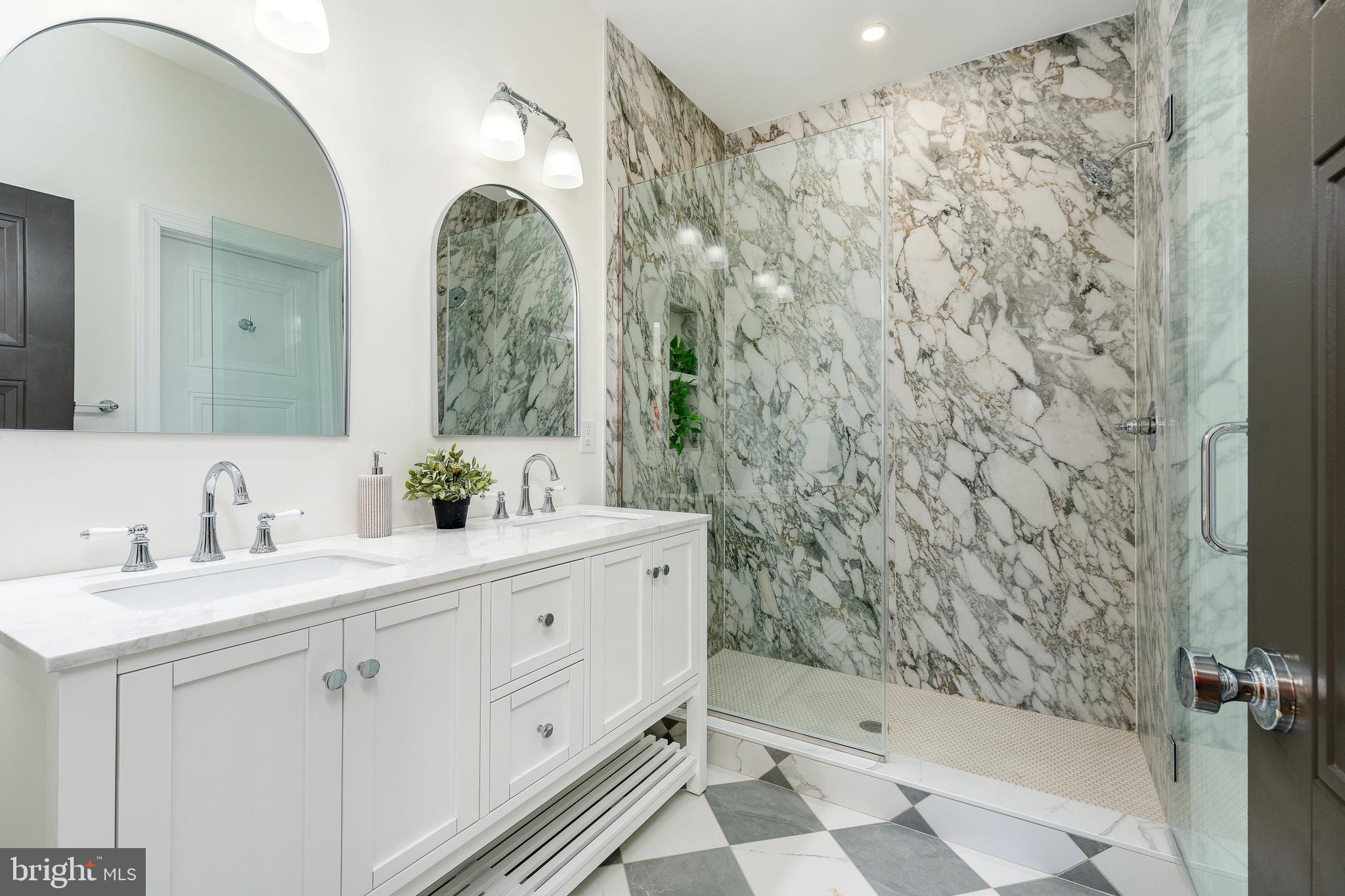 1014 ELLSWORTH STREET