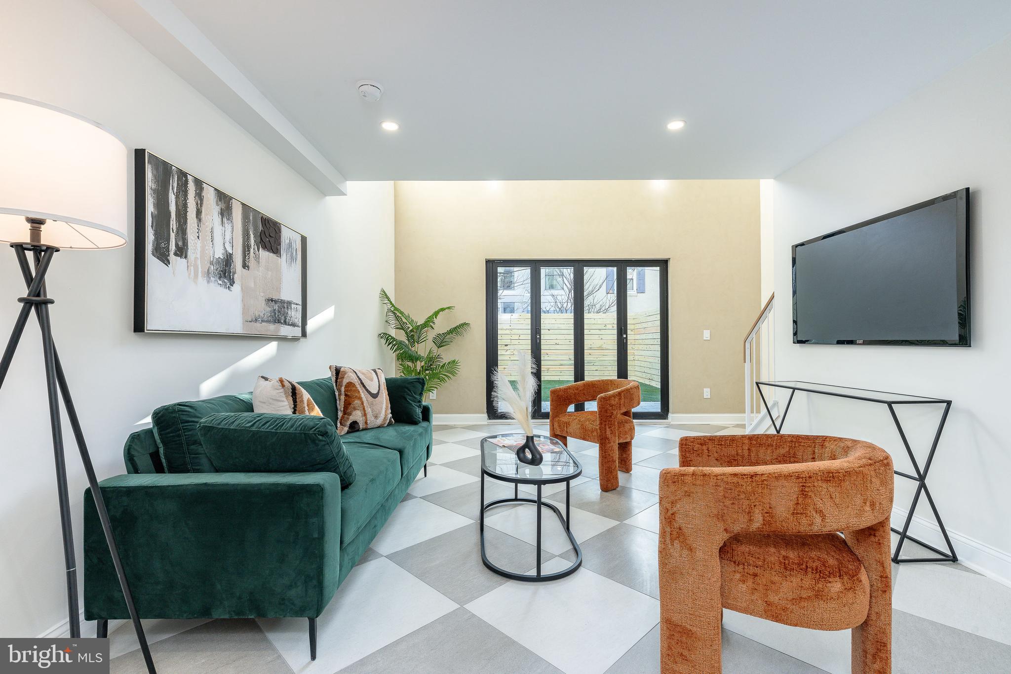 1014 ELLSWORTH STREET