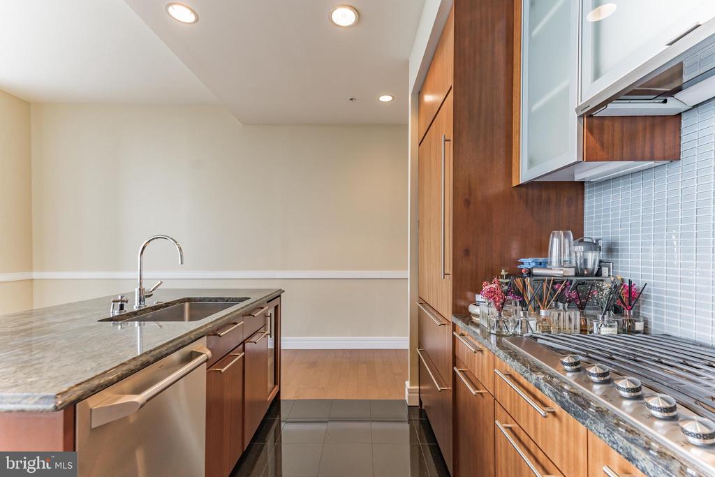 1414 S PENN SQUARE 27F