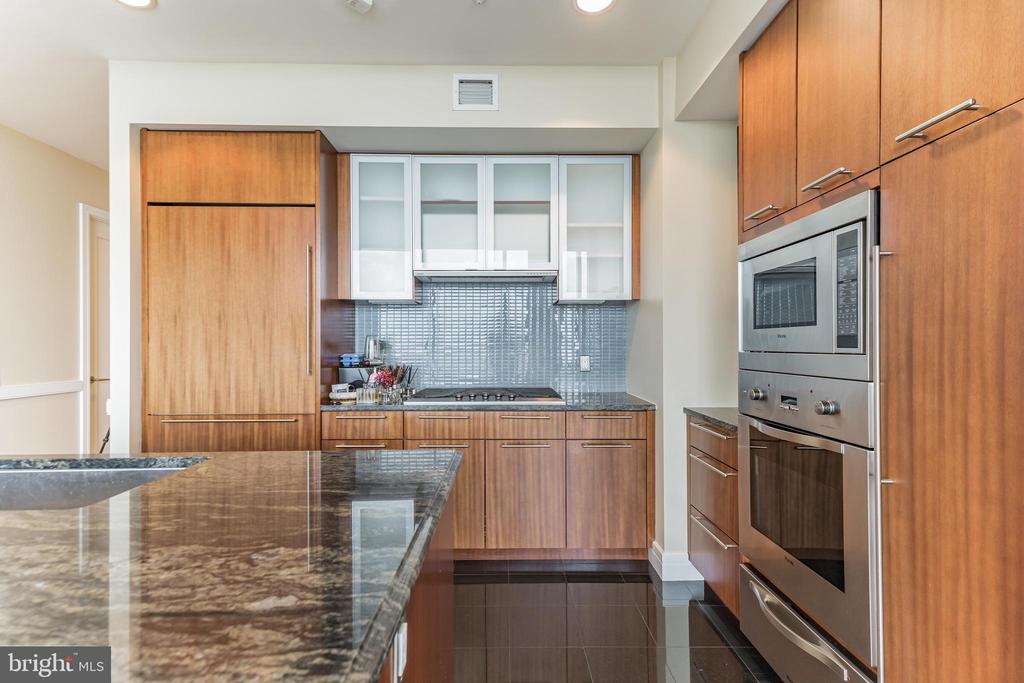 1414 S PENN SQUARE 27F