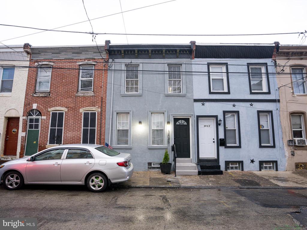 3035 CORAL STREET