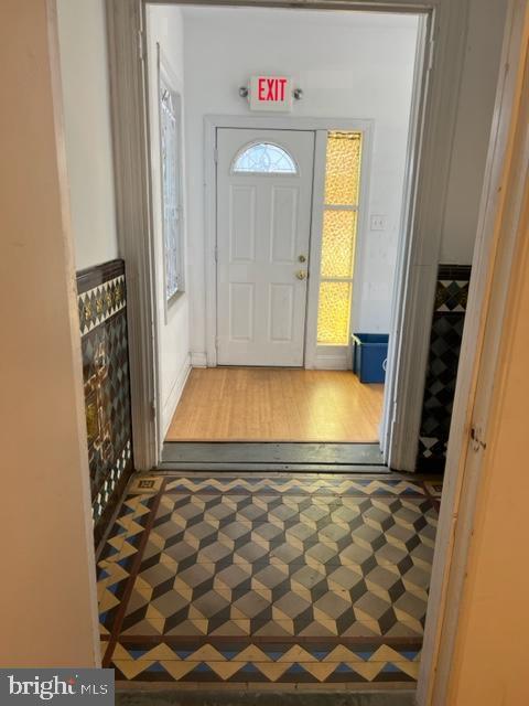 4007 SPRING GARDEN STREET 1