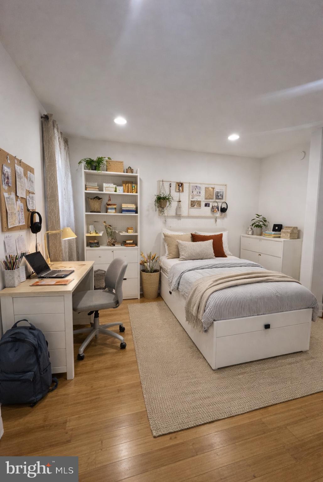 4007 SPRING GARDEN STREET 1