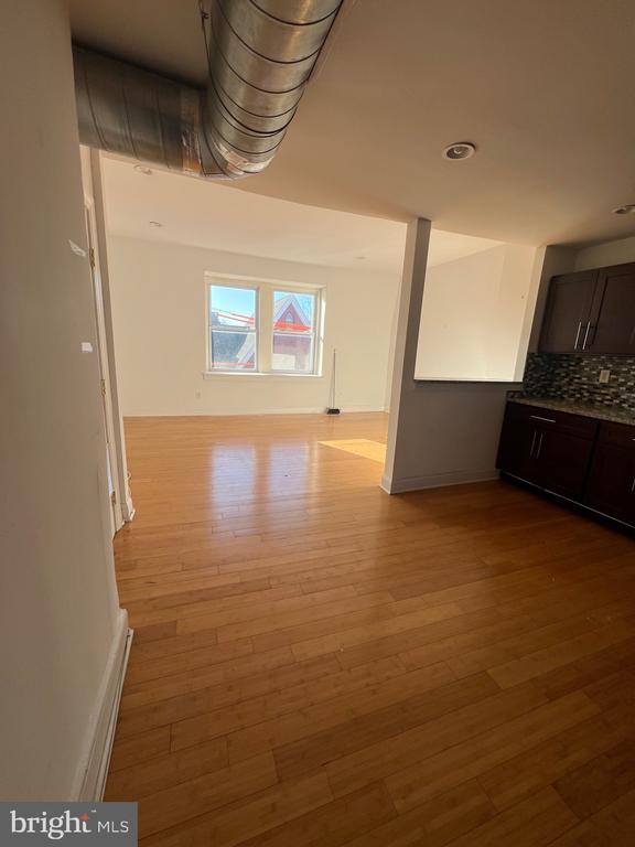 4007 SPRING GARDEN STREET 3