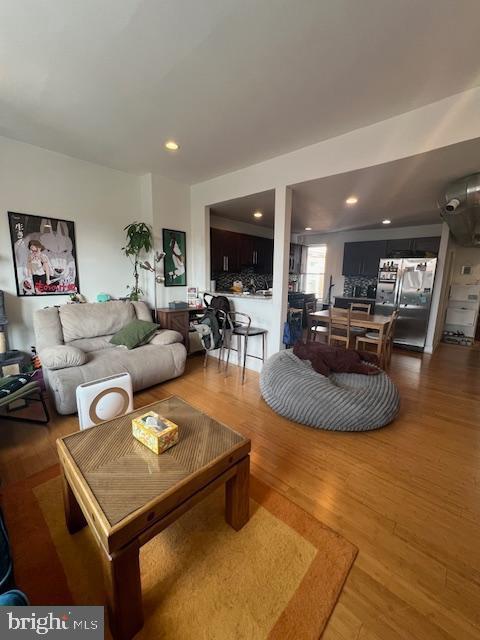 4007 SPRING GARDEN STREET 3