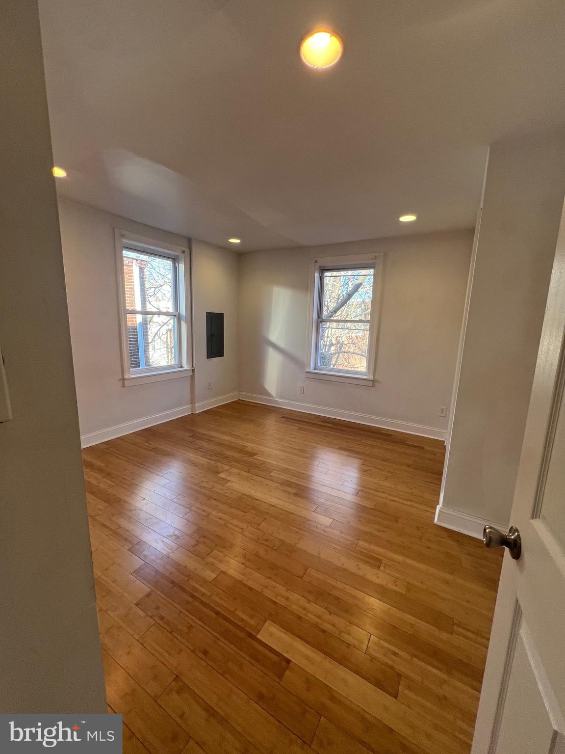 4007 SPRING GARDEN STREET 3