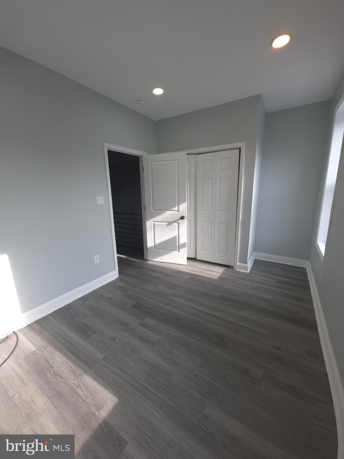 1133 W SOMERSET STREET 2