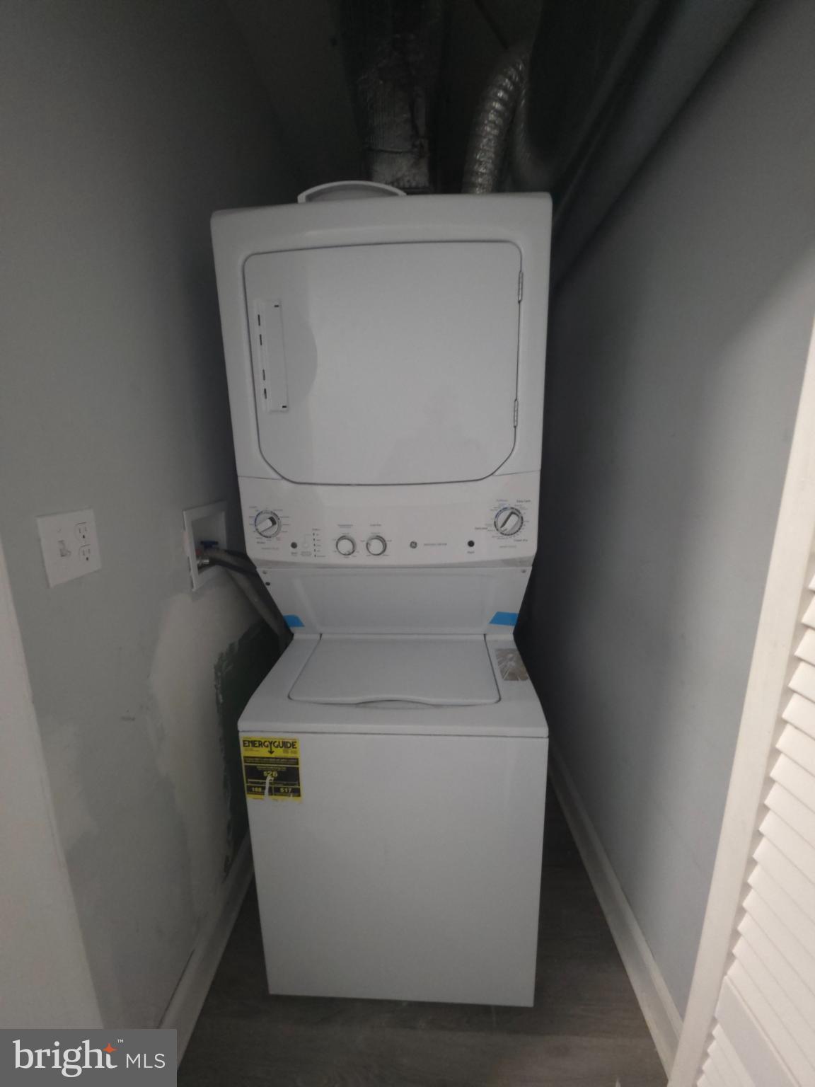 1133 W SOMERSET STREET 2