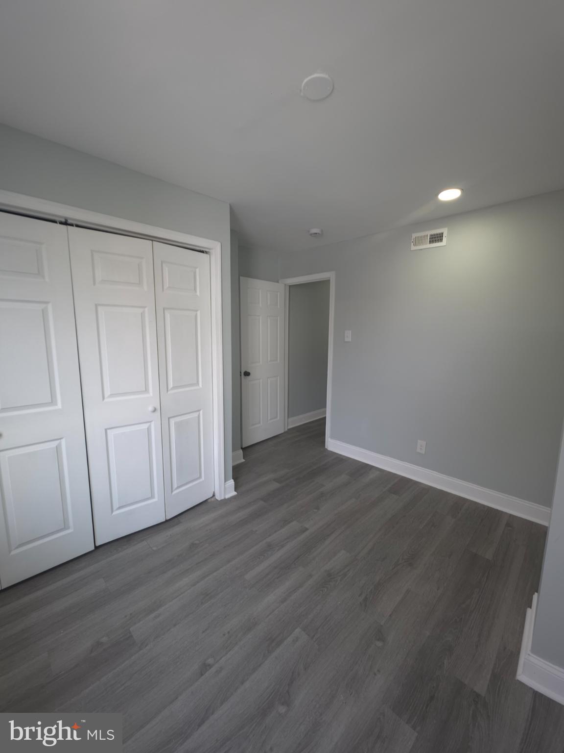 1133 W SOMERSET STREET 2