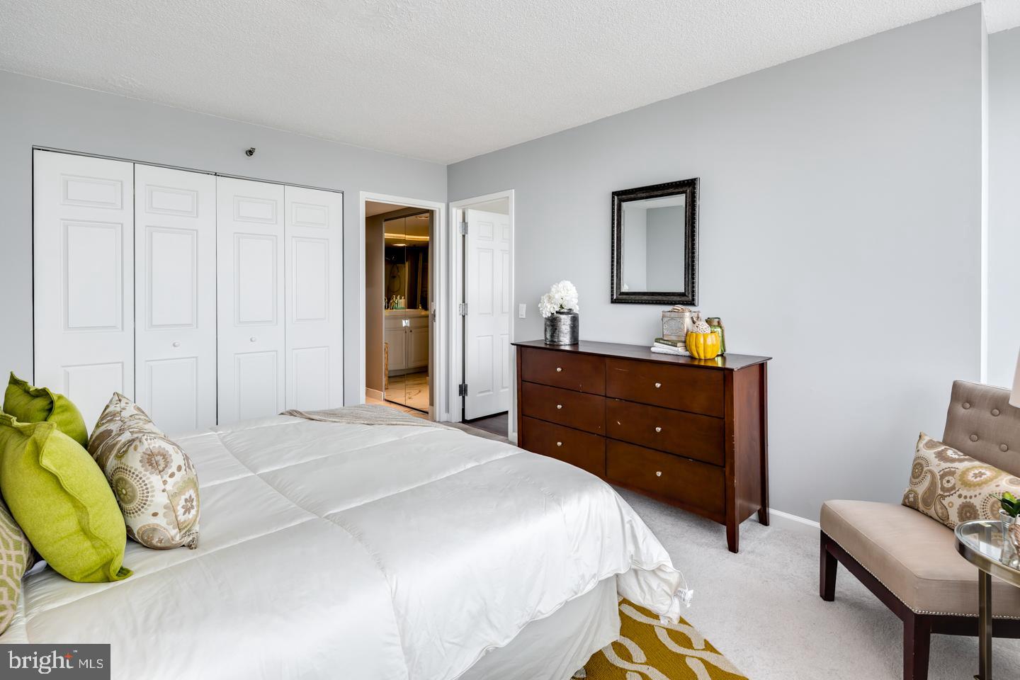 2001 HAMILTON STREET P501