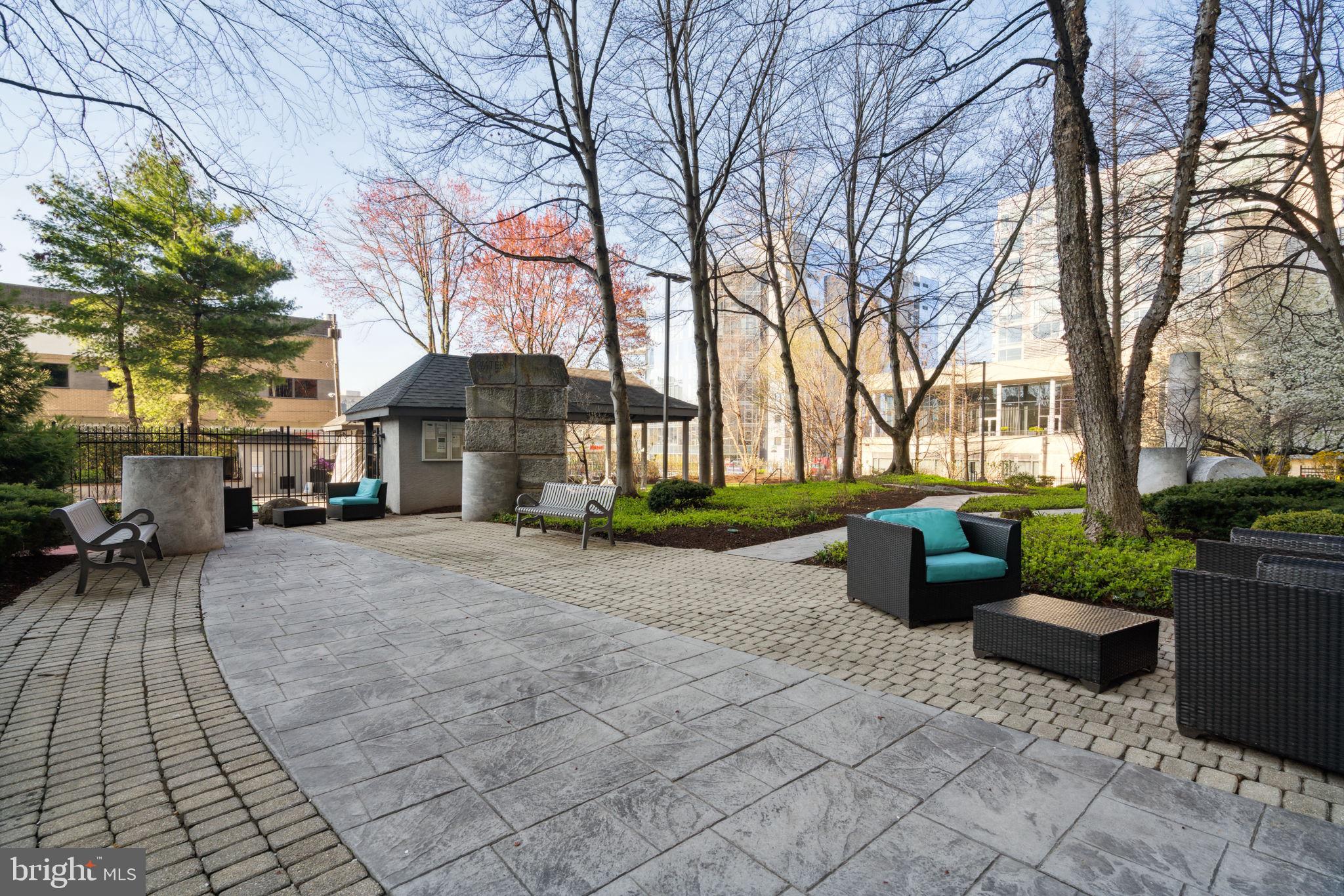 2001 HAMILTON STREET P501