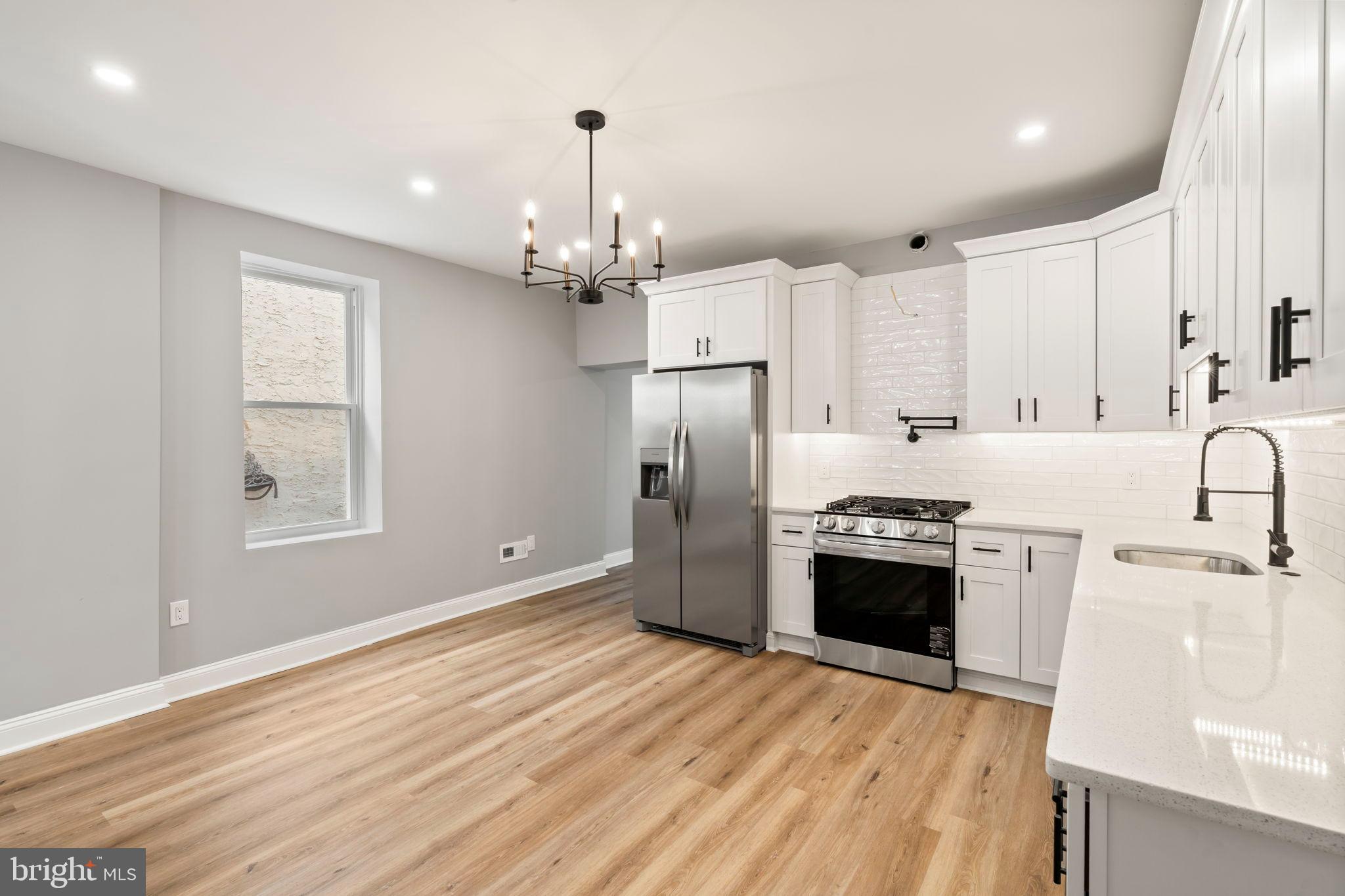 3464 DIVISION STREET