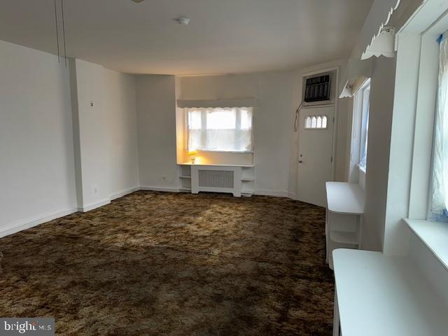 2252 S DARIEN STREET