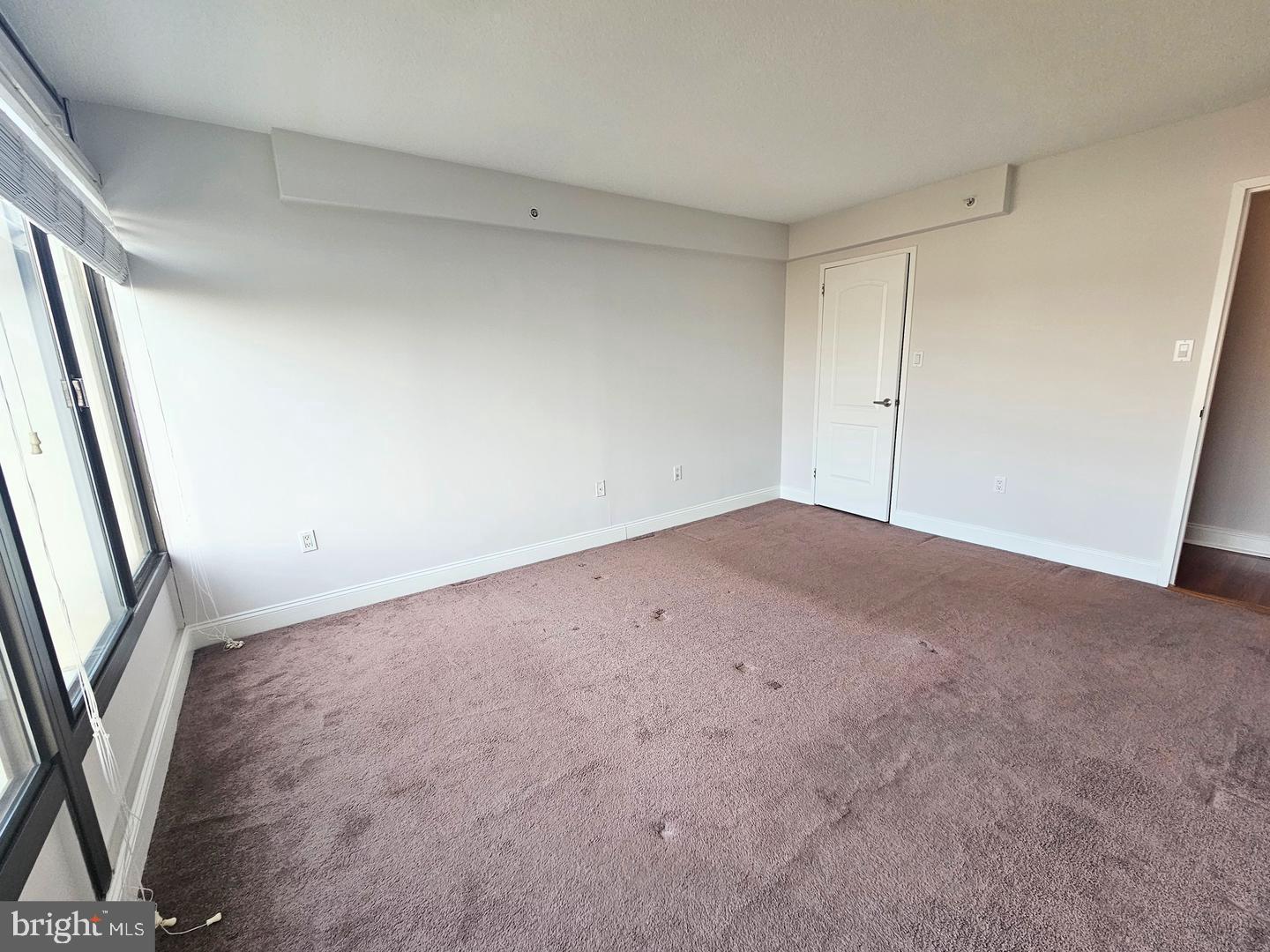 2001 HAMILTON STREET 00 925