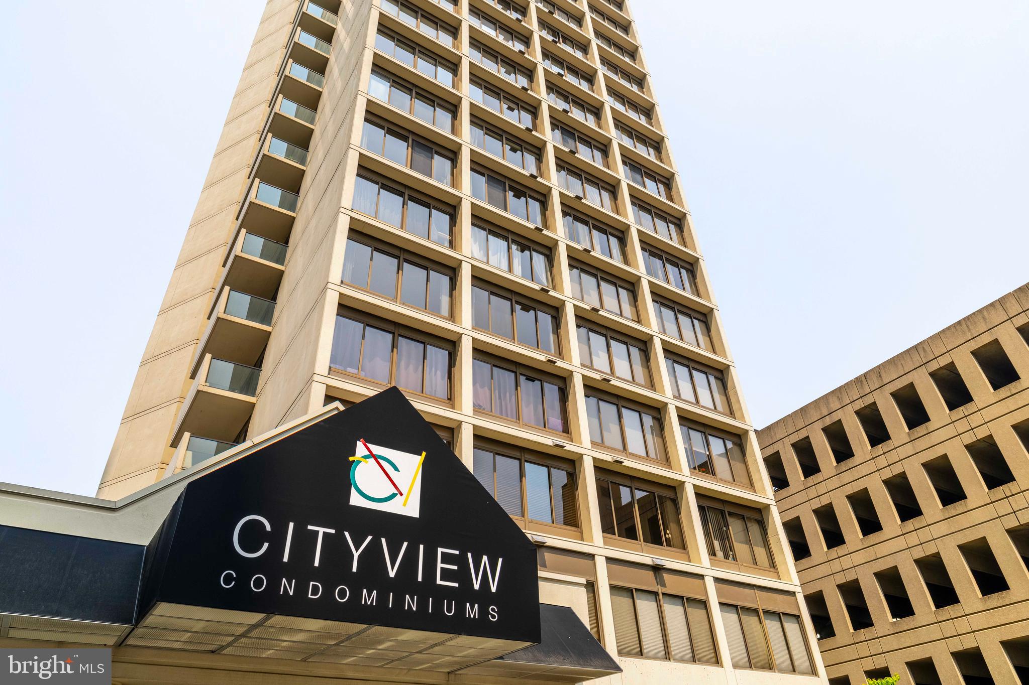 2001 HAMILTON STREET 00 925